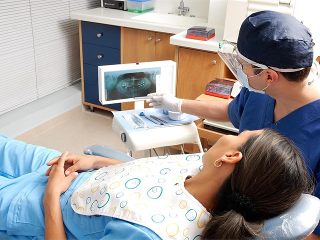 ¿En qué consisten los tratamientos periodontales?