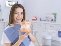 ¿Qué precio tiene una prótesis dental? ¿Cómo debo cuidarla?